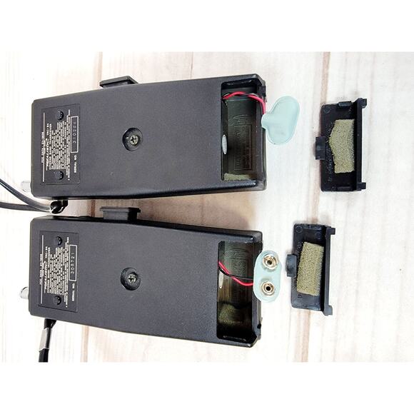 2 - Vintage Realistic TRC-84 Citizen Band Trransciever Walkie Talkie Radios - Picture 9 of 9